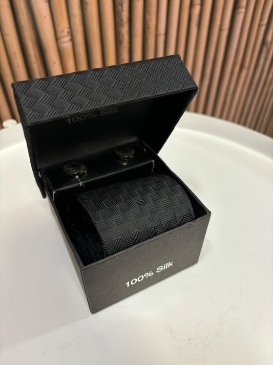 Cravatta con gemelli e pochette da taschino |Nero