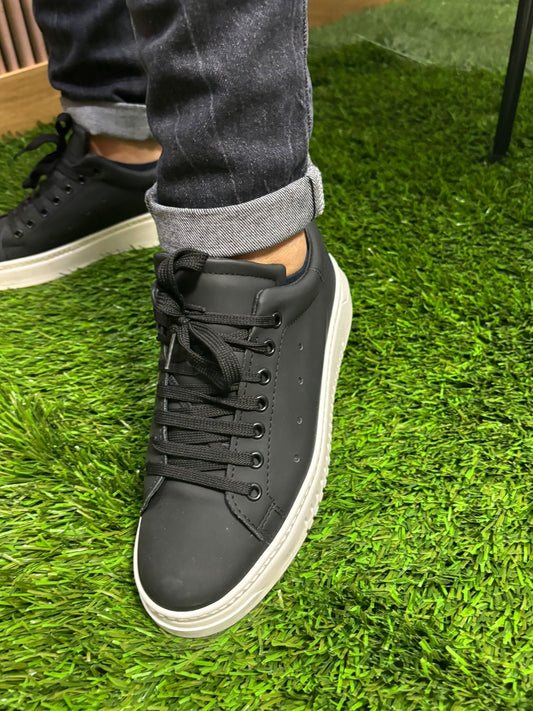 Scarpa ecopelle Nera