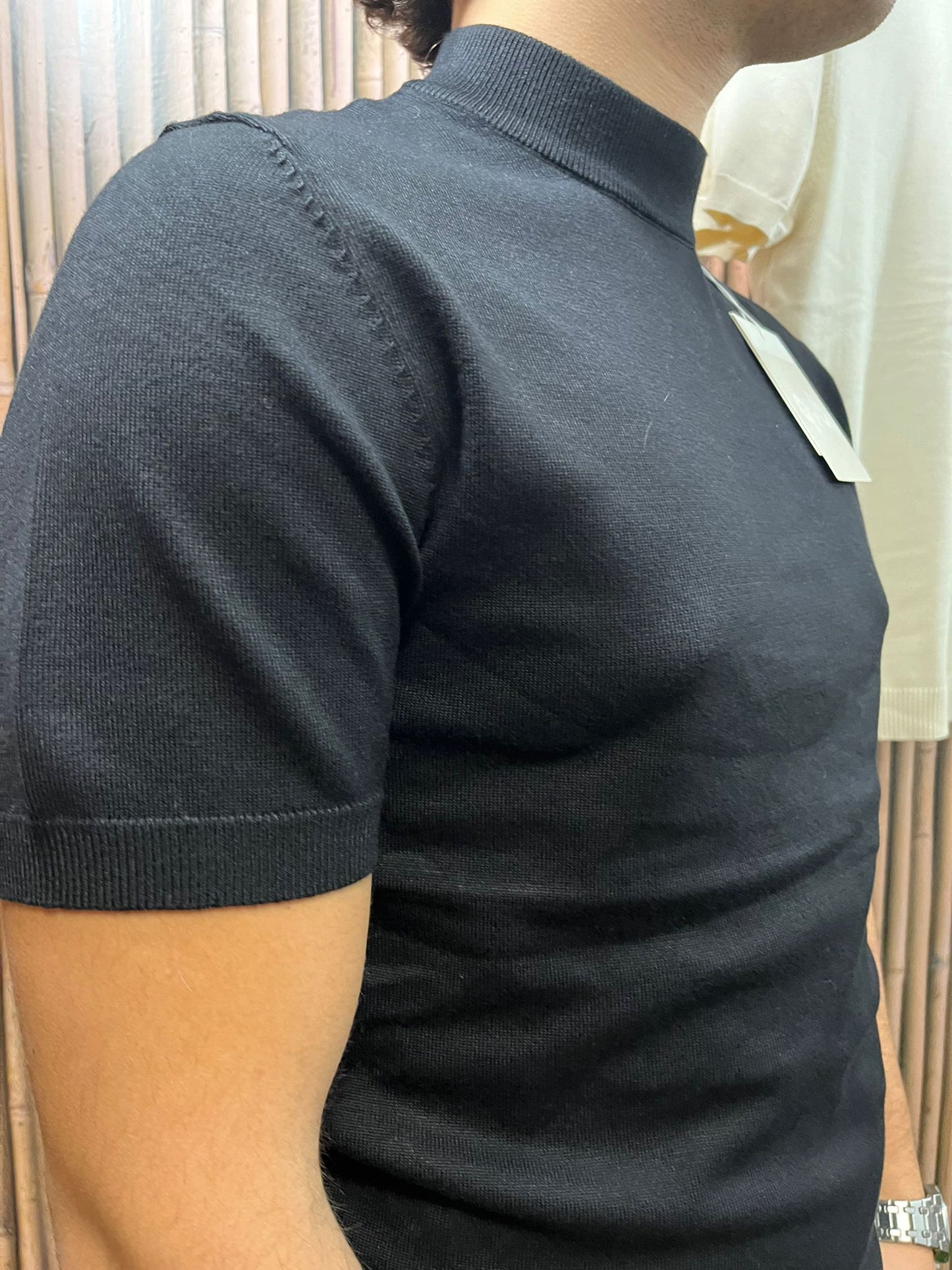 Maglia manica corta lupetto in lana rasata