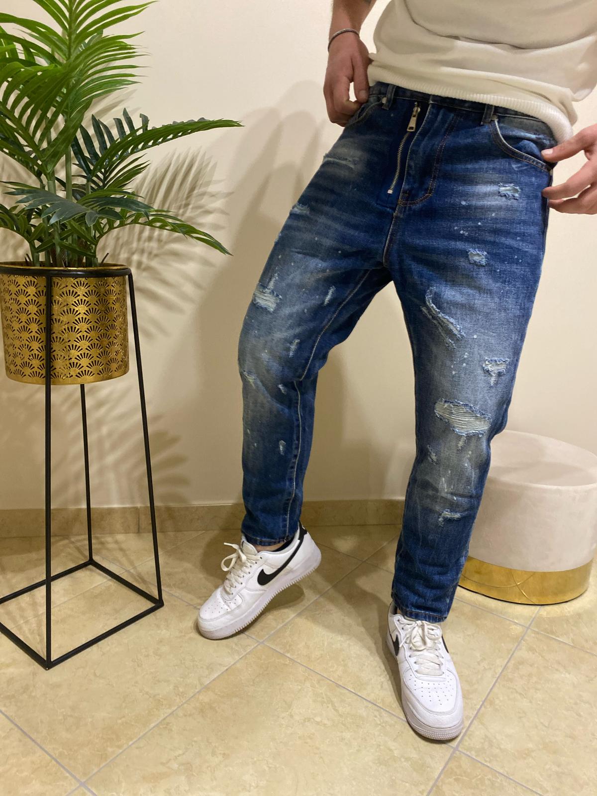 Jeans regular blu con strappi
