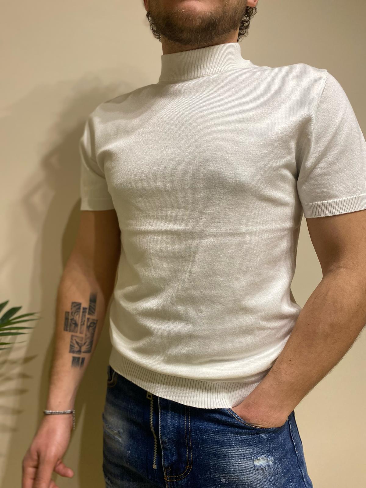 Maglia manica corta lupetto in lana rasata