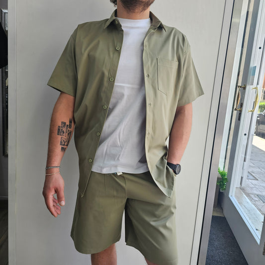 Completo Camicia mezza manica e bermuda